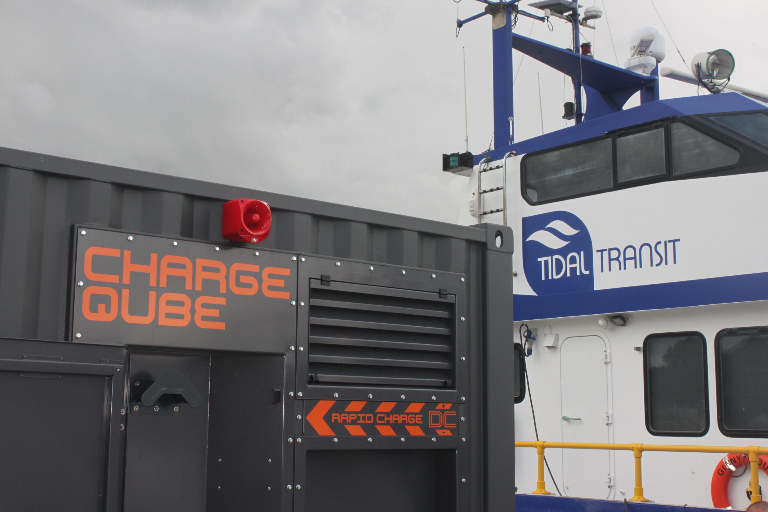 Tidal Transit deploys Fellten’s mobile battery technology to charge electric fleet